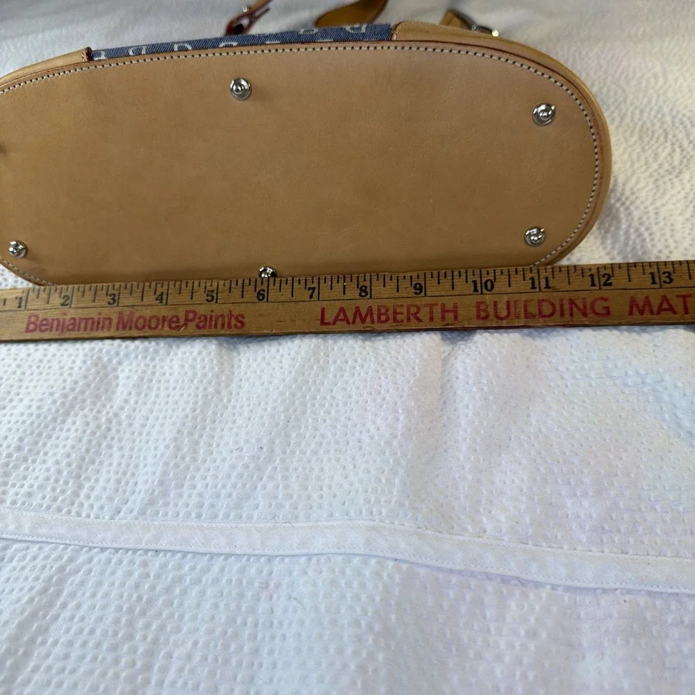Vintage Dooney & Bourke Baby Blue Signature Crescent Hobo Shoulder Bag Y2K Purse